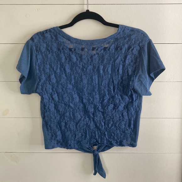 Forever 21 | Blue Crop Top - Picture 2 of 5